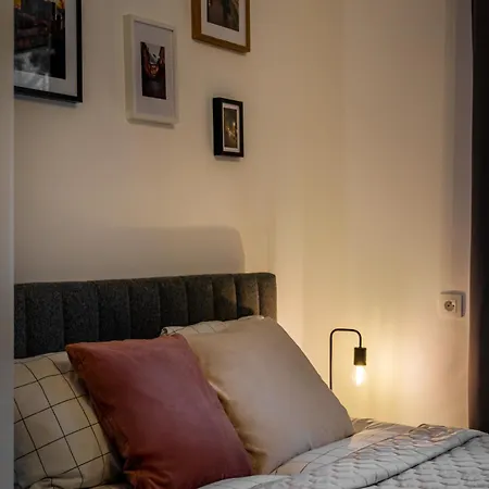 Apartment - Great Location- Center - Orla